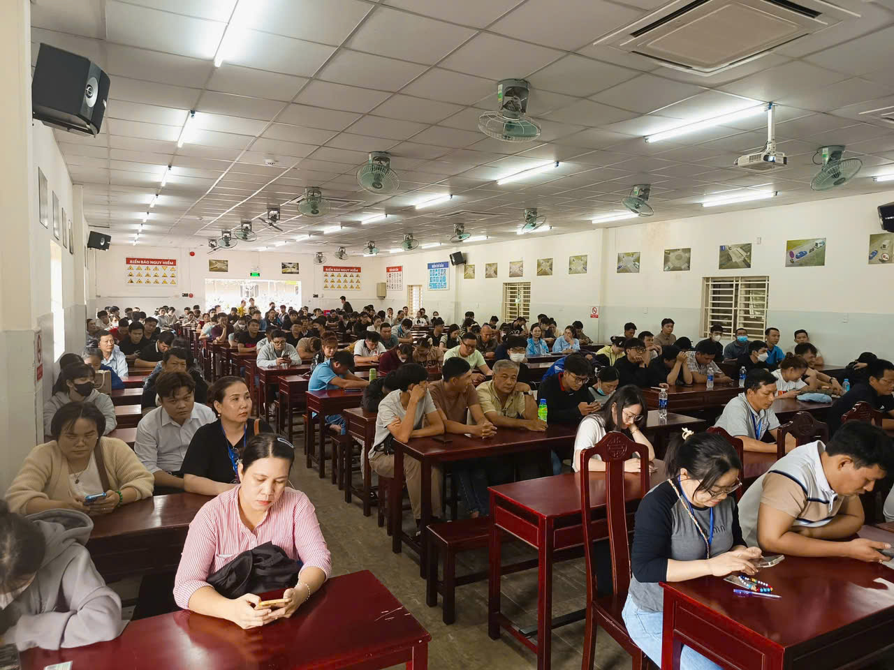 Học viên thực hành lái xe ô tô 5